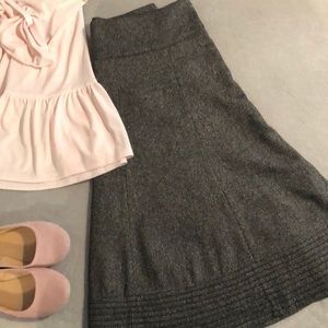 Beautiful Zara Basics wool dressy skirt